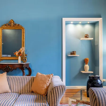 Royal Mansion Of Tommaso Corsini Apartment