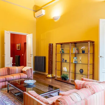 Apartment Royal Mansion Of Tommaso Corsini